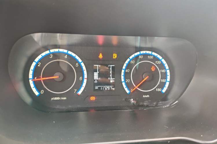 Used CHANGAN KAICHENG Ruixing M60 2023 1.5L GDI Comfort-Class Passenger Vehicle 6/7 Seats Instrument Cluster