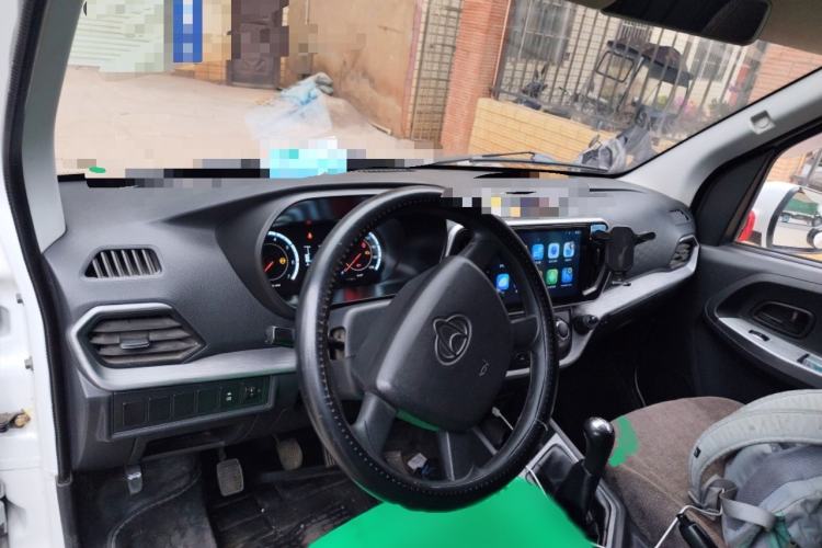 Used CHANGAN KAICHENG Ruixing M60 2023 1.5L GDI Elite Van 2 Seats Interior 2