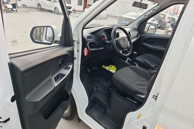 Used CHANGAN KAICHENG Ruixing M60 2023 1.5L GDI Comfort Van 2-Seater Interior 3