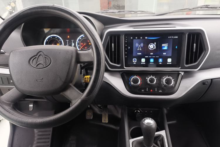 Used CHANGAN KAICHENG Ruixing M60 2023 1.5L GDI Basic Model Passenger Vehicle 6/7 Seats Interior 4