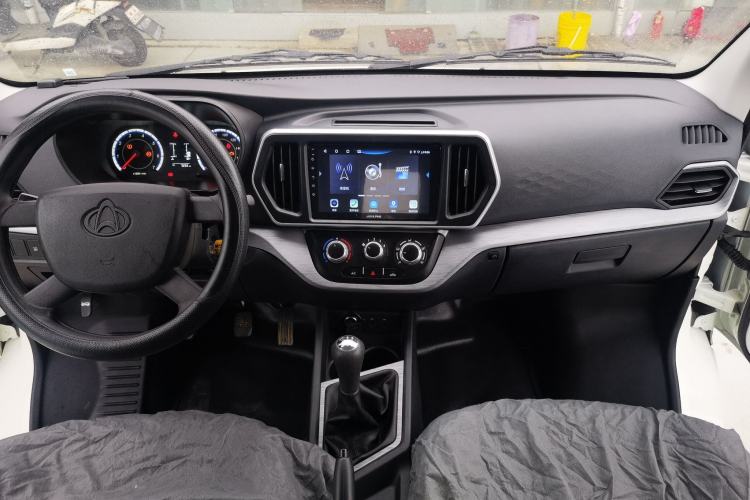 Used CHANGAN KAICHENG Ruixing M60 2023 1.5L GDI Basic Model Passenger Vehicle 6/7 Seats Interior 5