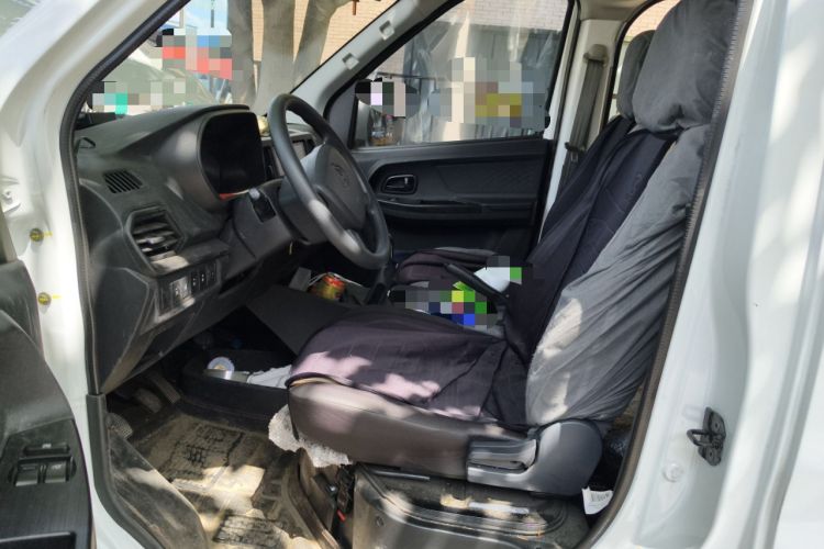 Used CHANGAN KAICHENG Ruixing M60 2023 1.6L CNG Comfort-Grade 6-Seater Passenger Vehicle Left Front Seat