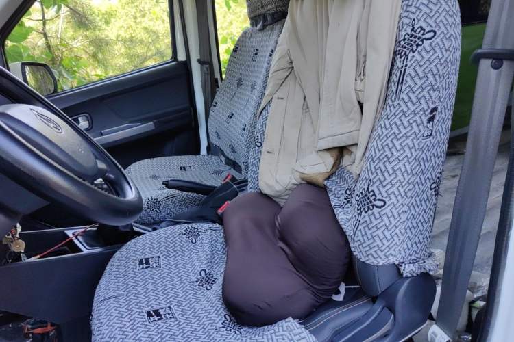 Used CHANGAN KAICHENG Ruixing M60  Left Front Seat