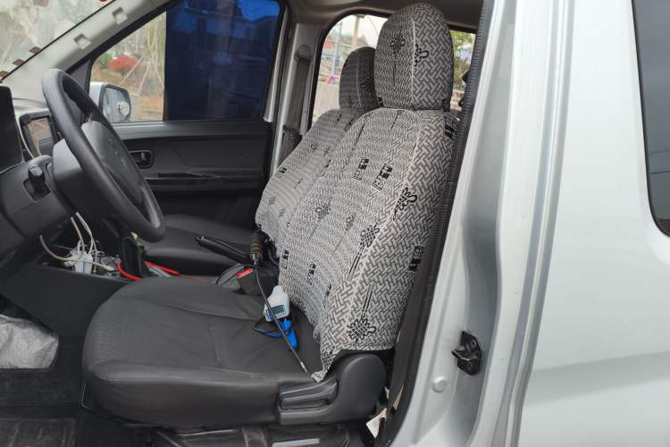 Used CHANGAN KAICHENG Ruixing M60 2023 1.6L CNG Comfort-Grade 6-Seater Passenger Vehicle Left Front Seat