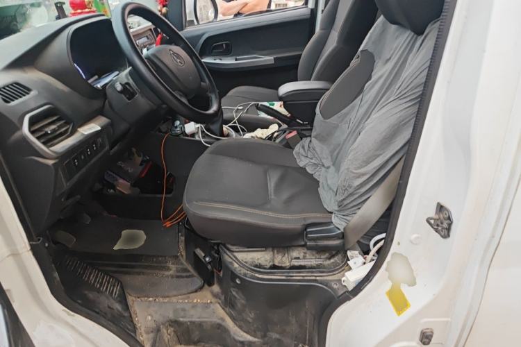 Used CHANGAN KAICHENG Ruixing M60 2023 1.6L CNG Comfort-Grade 6-Seater Passenger Vehicle Left Front Seat