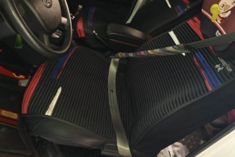 Used CHANGAN KAICHENG Ruixing M60 2023 1.6L CNG Comfort-Grade 6-Seater Passenger Vehicle Left Front Seat