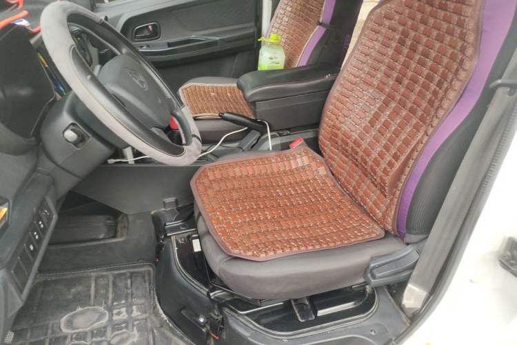 Used CHANGAN KAICHENG Ruixing M60 2023 1.5L GDI Comfort-Class Passenger Vehicle 6/7 Seats Left Front Seat