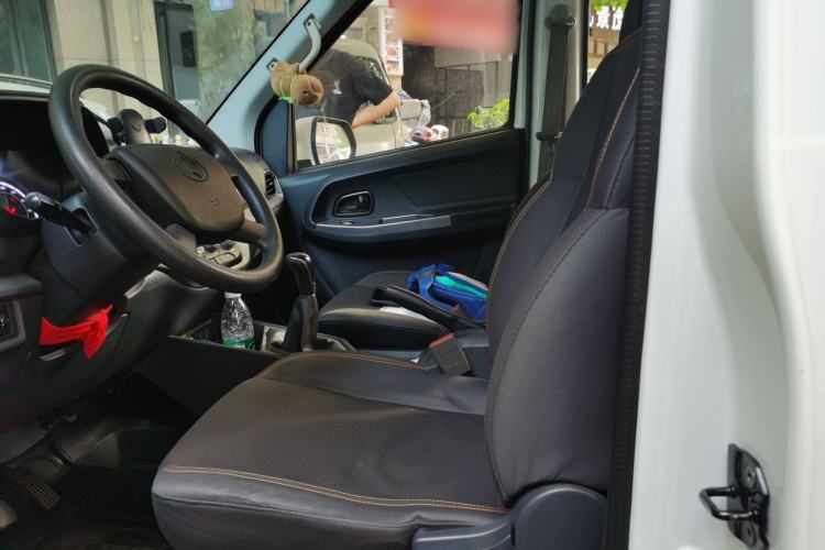Used CHANGAN KAICHENG Ruixing M60 2023 1.6L CNG Comfort-Grade 6-Seater Passenger Vehicle Left Front Seat