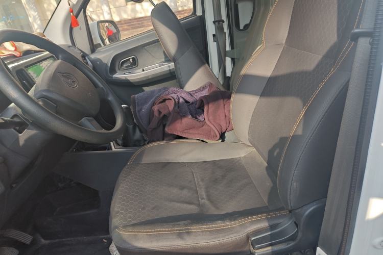 Used CHANGAN KAICHENG Ruixing M60 2023 1.5L GDI Comfort Van 2-Seater Left Front Seat