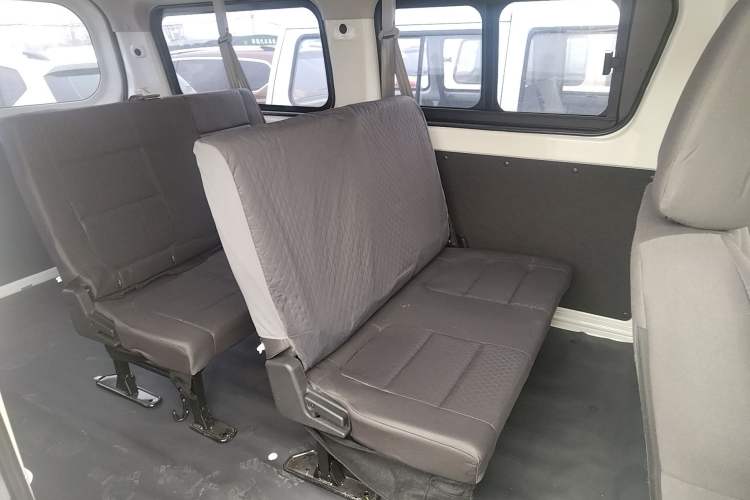 Used CHANGAN KAICHENG Ruixing M60 2023 1.5L GDI Comfort-Class Passenger Vehicle 6/7 Seats Left Rear Seat