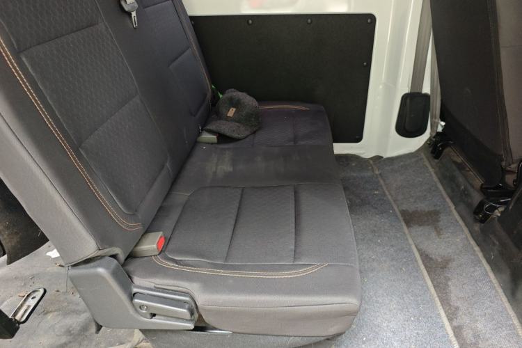Used CHANGAN KAICHENG Ruixing M60 2023 1.5L GDI Elite-Class Passenger Vehicle 6/7 Seats Left Rear Seat