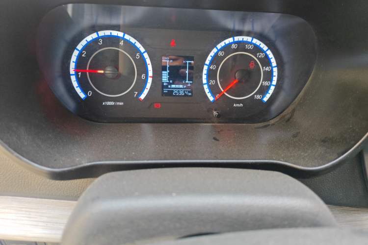Used CHANGAN KAICHENG Ruixing M60 2023 1.6L CNG Comfort Van 2 Seats Odometer Close Up