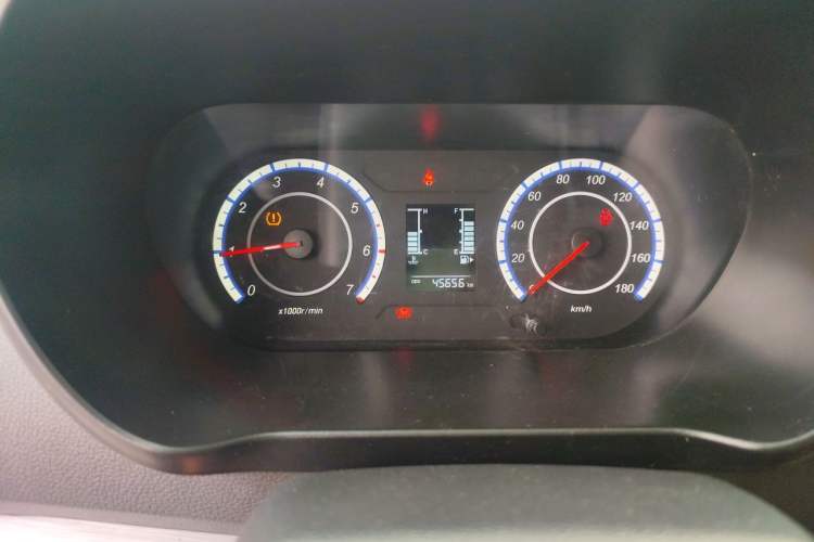 Used CHANGAN KAICHENG Ruixing M60 2023 1.5L GDI Comfort-Class Passenger Vehicle 6/7 Seats Odometer Close Up