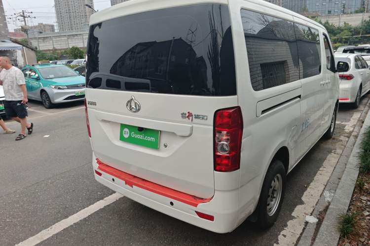 Used CHANGAN KAICHENG Ruixing M60 2023 1.5L GDI Comfort-Class Passenger Vehicle 6/7 Seats Rear Right 45 Deg
