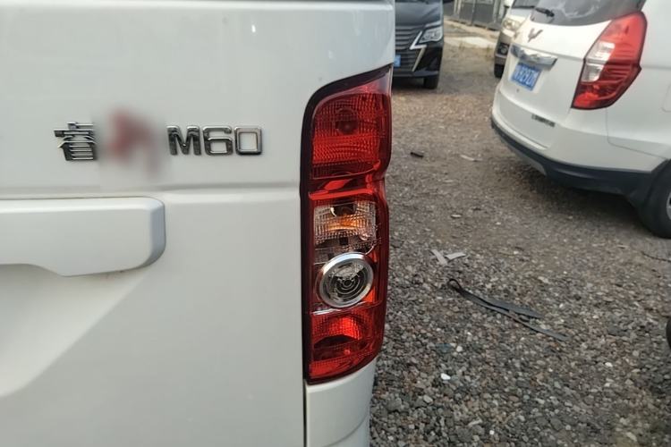 Used CHANGAN KAICHENG Ruixing M60 2023 1.5L GDI Comfort-Class Passenger Vehicle 6/7 Seats Right Rear Taillight