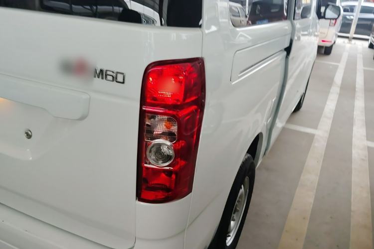 Used CHANGAN KAICHENG Ruixing M60 2023 1.5L GDI Comfort-Class Passenger Vehicle 6/7 Seats Right Rear Taillight