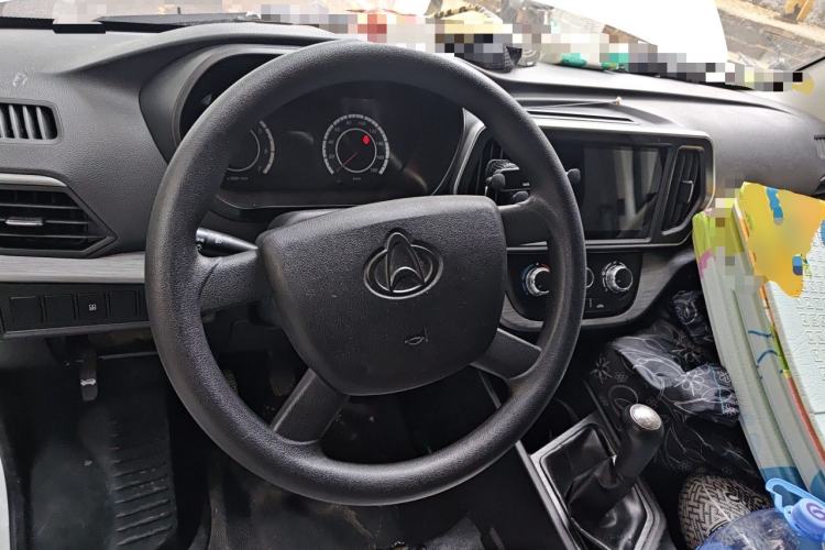 Used CHANGAN KAICHENG Ruixing M60 2023 1.5L GDI Comfort-Class Passenger Vehicle 6/7 Seats Steering Wheel