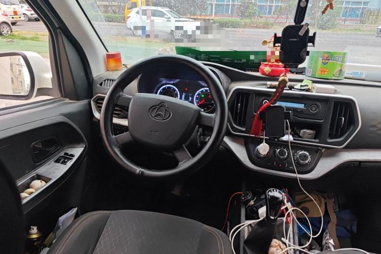 Used CHANGAN KAICHENG Ruixing M60 2023 1.6L CNG Comfort-Grade 6-Seater Passenger Vehicle Steering Wheel