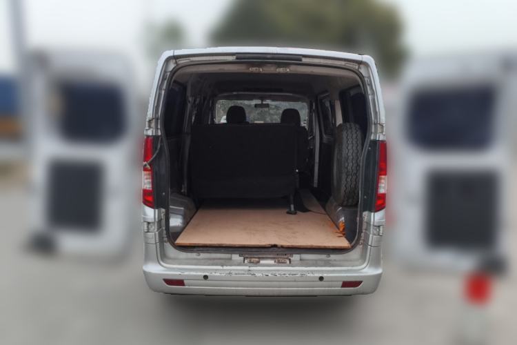 Used CHANGAN KAICHENG Ruixing M60 2023 1.6L CNG Comfort-Grade 6-Seater Passenger Vehicle Trunk