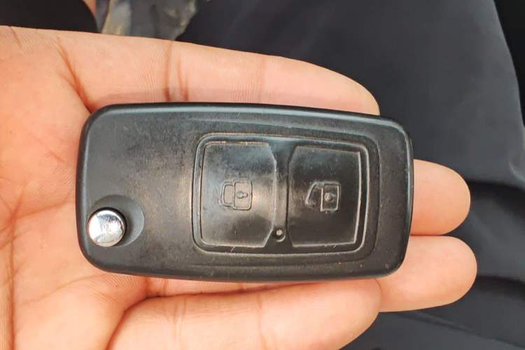 Used CHANGAN KAICHENG Ruixing M60 2023 1.6L CNG Comfort-Grade 6-Seater Passenger Vehicle Vehicle Key