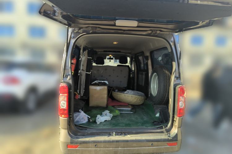 Used CHANGAN KAICHENG Ruixing M60 2025 Model, 1.6L CNG, 120L Gas Cylinder, Comfortable 6-Seater Passenger Van Trunk
