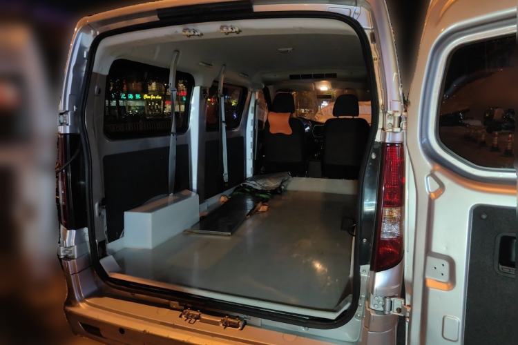 Used CHANGAN KAICHENG Ruixing M60 2025 Model, 1.6L CNG, 120L Gas Cylinder, Comfortable 6-Seater Passenger Van Trunk