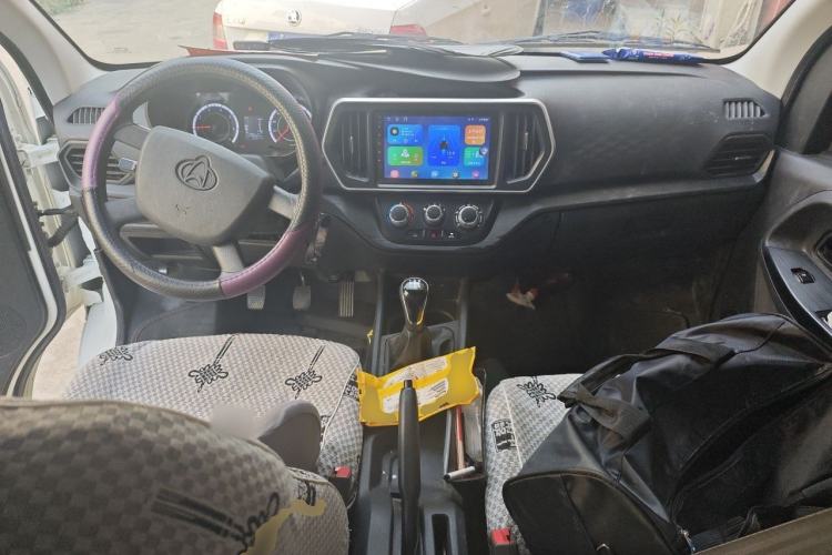 Used CHANGAN KAICHENG Ruixing M60 2025 Model, 1.6L CNG, 120L Gas Cylinder, Comfortable 6-Seater Passenger Van Center Console
