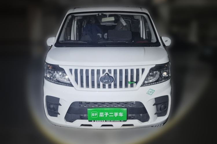 Used CHANGAN KAICHENG Ruixing M60 2025 Model, 1.6L CNG, 120L Gas Cylinder, Comfortable 6-Seater Passenger Van Front