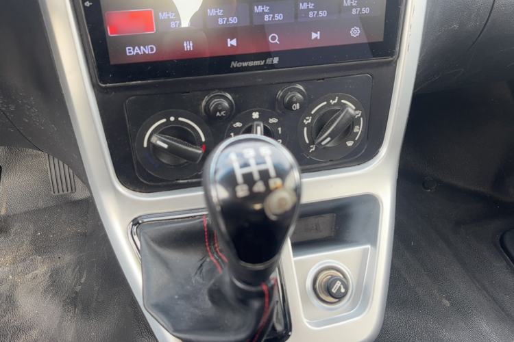 Used CHANGAN KAICHENG Ruixing M70 2018 1.5L Comfort Version Flat-Top Bi-Door DAM15DL Gear Lever