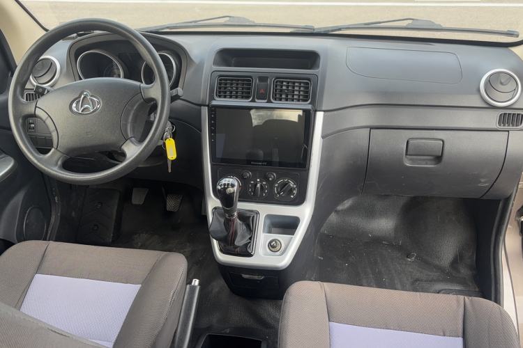 Used CHANGAN KAICHENG Ruixing M70 2018 1.5L Comfort Version Flat-Top Bi-Door DAM15DL Interior 4