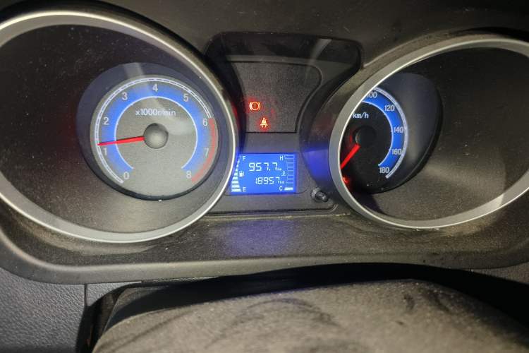 Used CHANGAN KAICHENG Ruixing M70 2018 1.5L Comfort Version Flat-Top Bi-Door DAM15DL Odometer Close Up