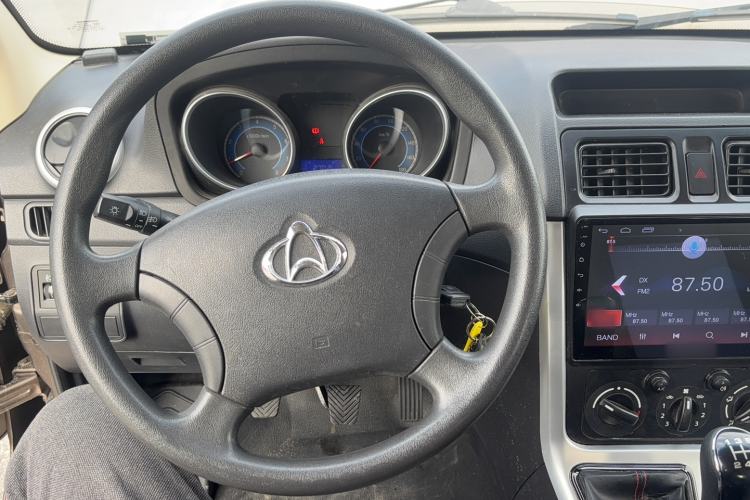 Used CHANGAN KAICHENG Ruixing M70 2018 1.5L Comfort Version Flat-Top Bi-Door DAM15DL Steering Wheel