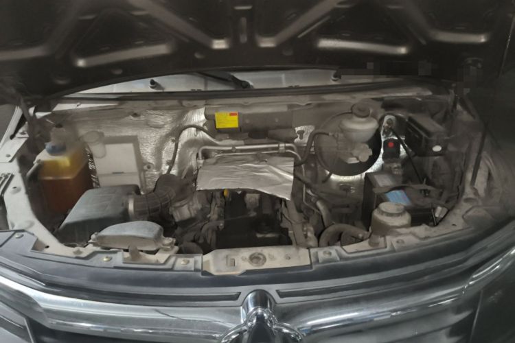 Used CHANGAN KAICHENG Ruixing M70 2017 1.5L Comfort-Style Liftback Door DAM15DL Engine Bay