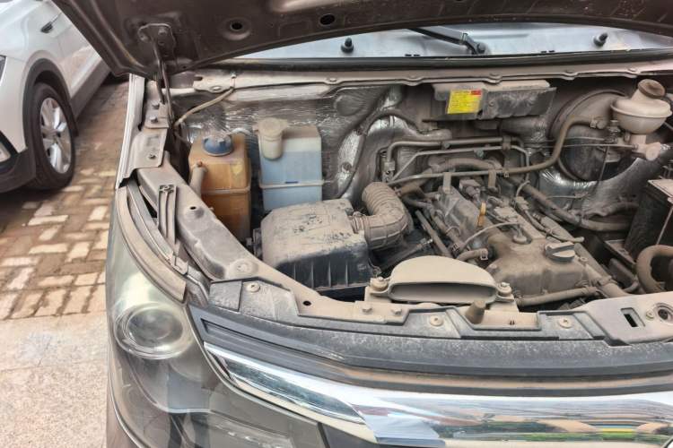 Used CHANGAN KAICHENG Ruixing M70 2017 1.5L Comfort-Style Liftback Door DAM15DL Engine Bay Right