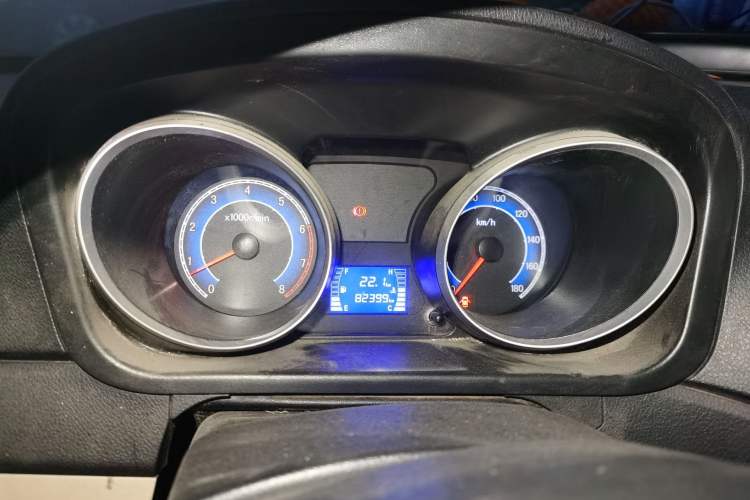 Used CHANGAN KAICHENG Ruixing M70 2017 1.5L Comfort Edition 6-Seater Liftback Door DAM15DL Instrument Cluster