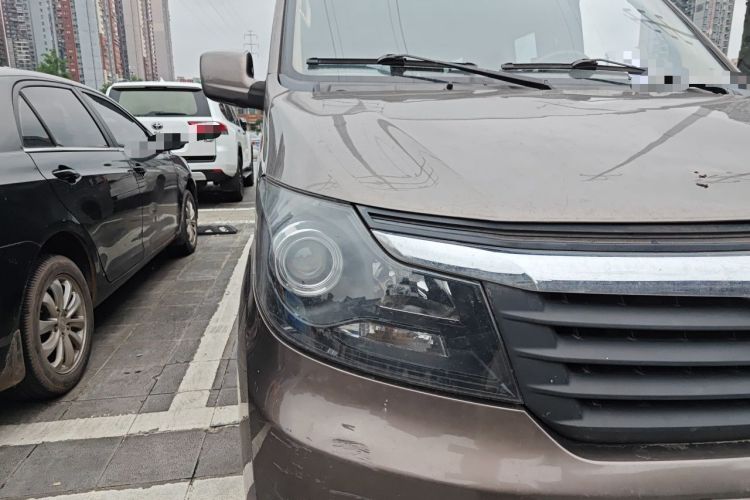 Used CHANGAN KAICHENG Ruixing M70 2017 1.5L Comfort-Style Liftback Door DAM15DL Right Front Headlight