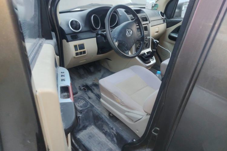 Used CHANGAN KAICHENG Ruixing M70 2017 1.5L Comfort Edition 6-Seater Liftback Door DAM15DL Driver Seat