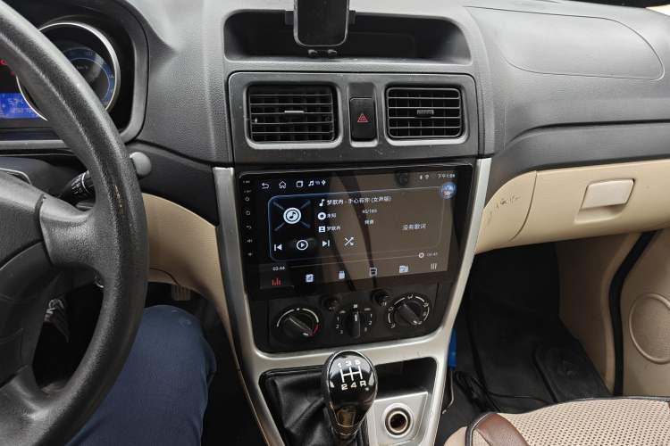Used CHANGAN KAICHENG Ruixing M70 2017 1.5L Comfort-Style Liftback Door DAM15DL Audio And AC Panel