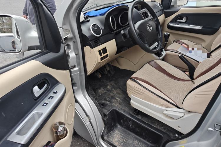 Used CHANGAN KAICHENG Ruixing M70 2017 1.5L Comfort-Style Liftback Door DAM15DL Driver Seat