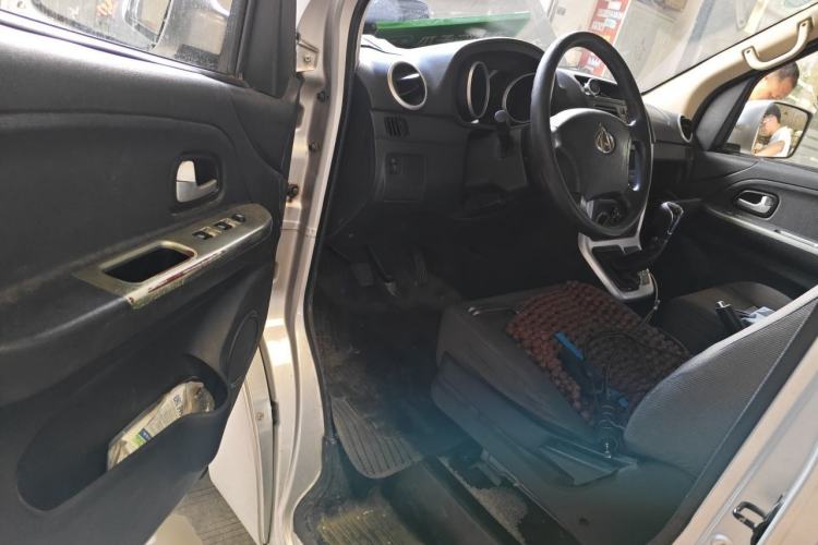 Used CHANGAN KAICHENG Ruixing M70 2017 1.5L Comfort-Style Liftback Door DAM15DL Driver Seat