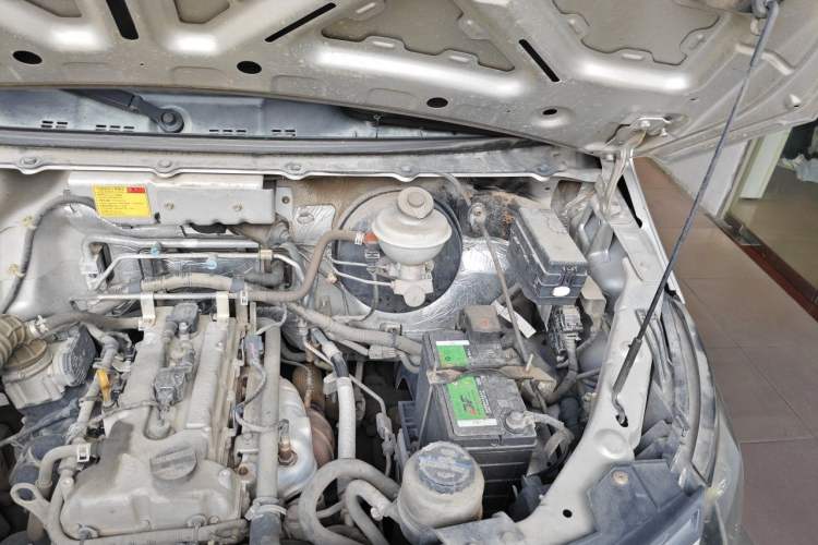 Used CHANGAN KAICHENG Ruixing M70 2017 1.5L Comfort-Style Liftback Door DAM15DL Engine Bay Left