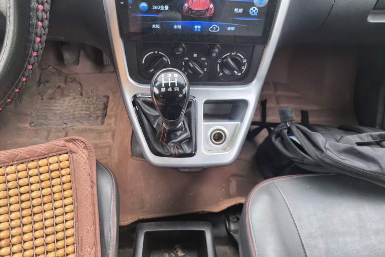 Used CHANGAN KAICHENG Ruixing M70 2017 1.5L Comfort-Grade 7-Seater Liftback DAM15DL Gear Lever