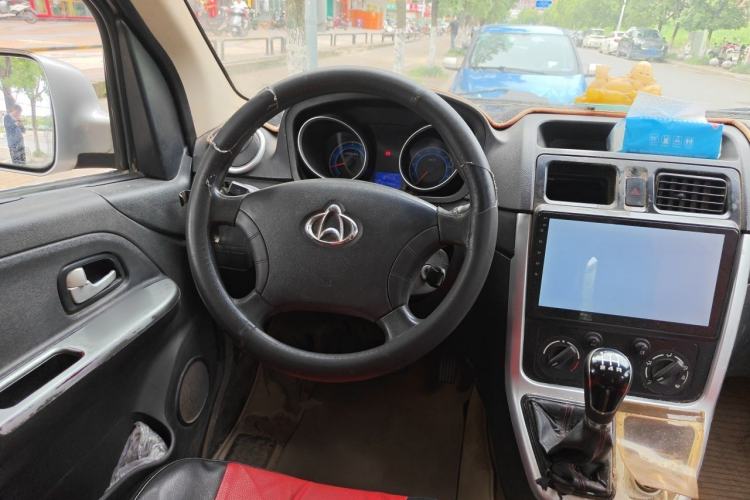 Used CHANGAN KAICHENG Ruixing M70 2017 1.5L Comfort-Grade 7-Seater Liftback DAM15DL Steering Wheel