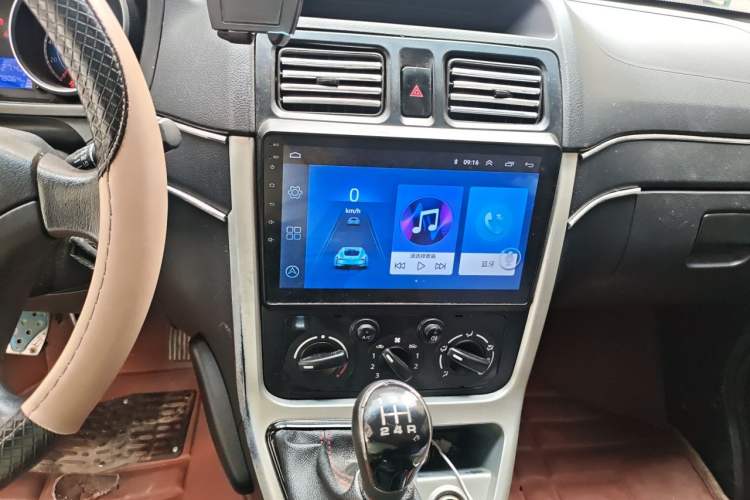Used CHANGAN KAICHENG Ruixing M70 2018 1.5L Comfort Model Flat-Top Hatchback DAM15DL Audio And AC Panel