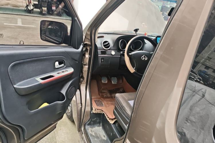 Used CHANGAN KAICHENG Ruixing M70 2018 1.5L Comfort Model Flat-Top Hatchback DAM15DL Driver Seat