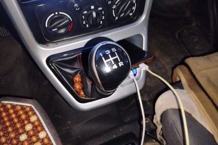 Used CHANGAN KAICHENG Ruixing M70 2018 1.5L Comfort Version Flat-Top Bi-Door DAM15DL Gear Lever