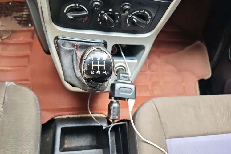 Used CHANGAN KAICHENG Ruixing M70 2018 1.5L Comfort Model Flat-Top Hatchback DAM15DL Gear Lever