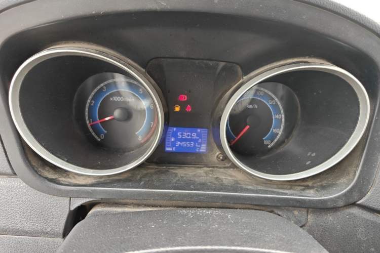 Used CHANGAN KAICHENG Ruixing M70 2018 1.5L Comfort Model Flat-Top Hatchback DAM15DL Instrument Cluster
