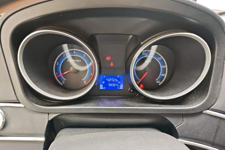Used CHANGAN KAICHENG Ruixing M70 2018 1.5L Comfort Model Flat-Top Hatchback DAM15DL Odometer Close Up
