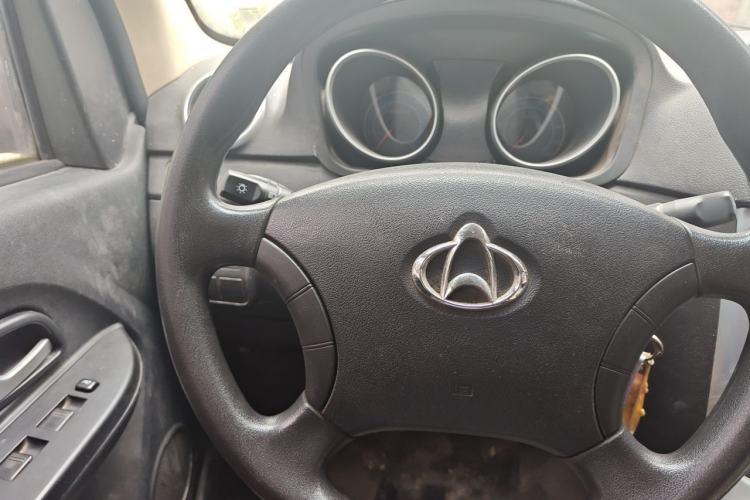 Used CHANGAN KAICHENG Ruixing M70 2018 1.5L Comfort Model Flat-Top Hatchback DAM15DL Steering Wheel